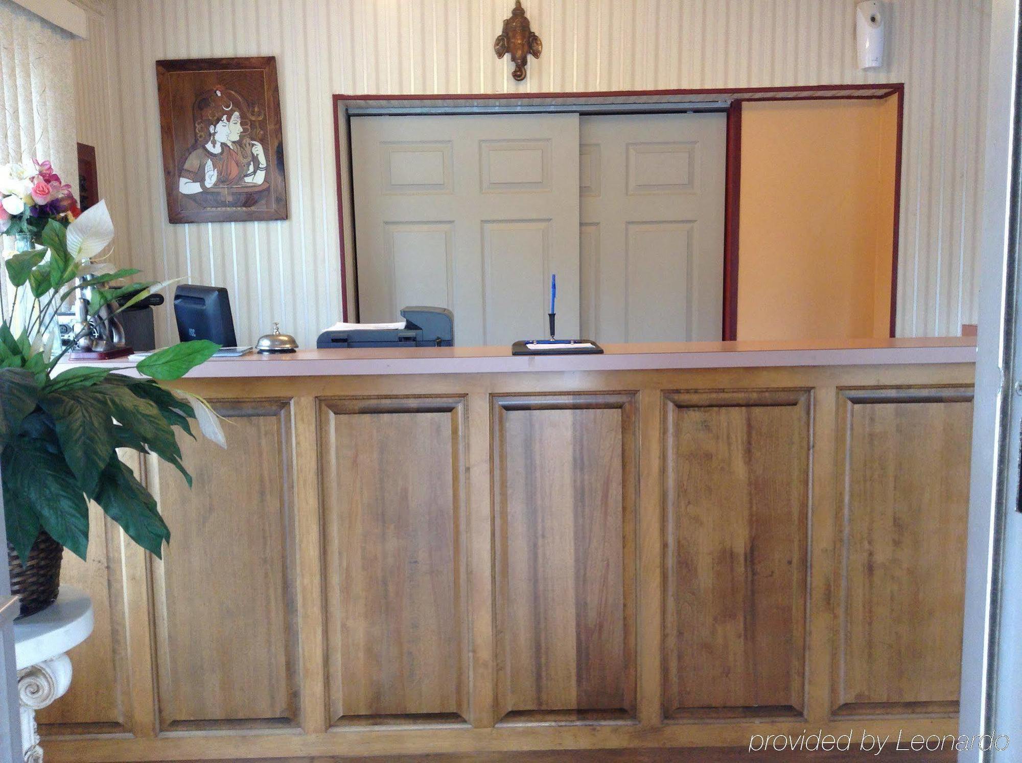 Village Inn Motel - Berrien Springs מראה חיצוני תמונה
